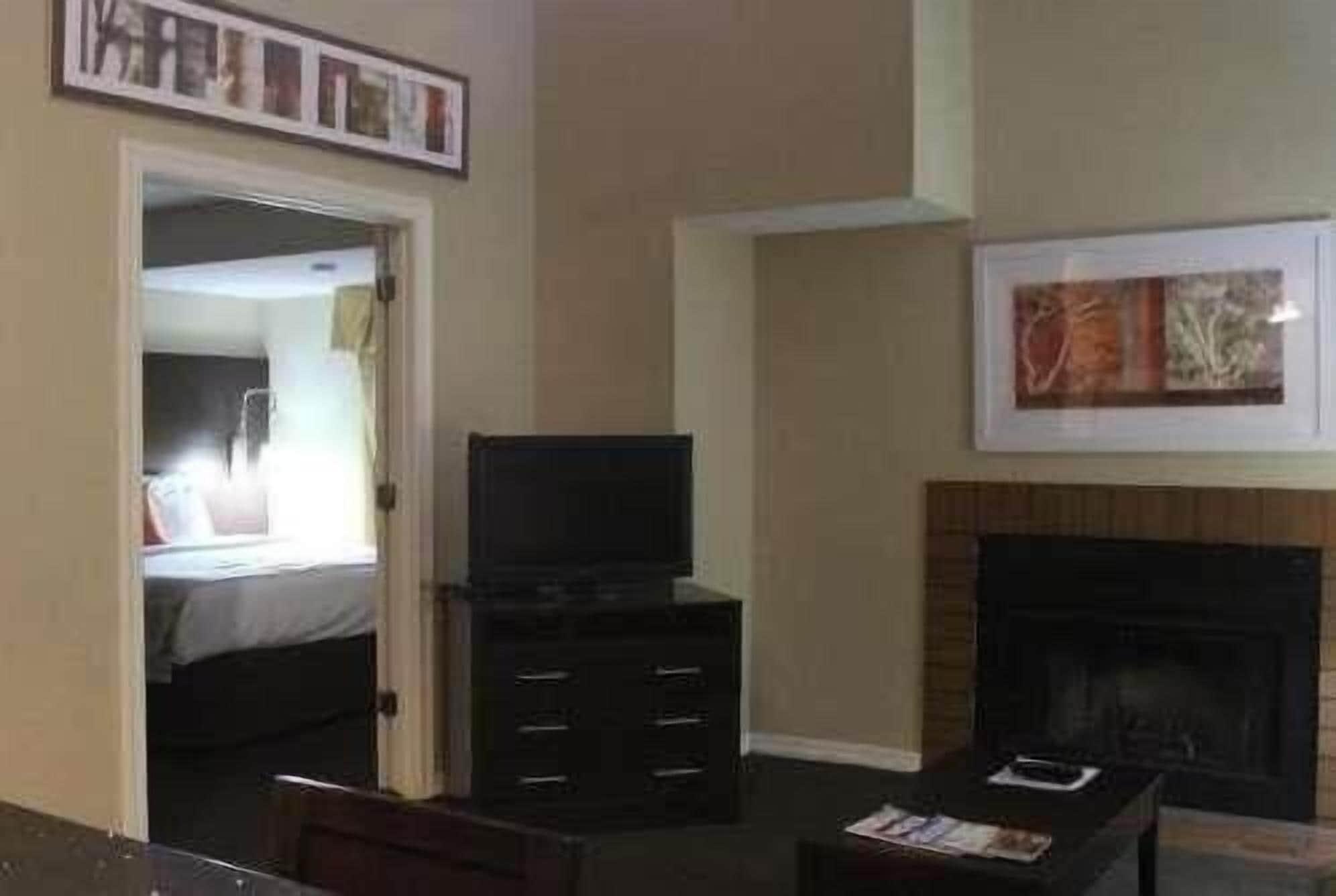 Hawthorn Extended Stay By Wyndham וויצ'יטה מראה חיצוני תמונה